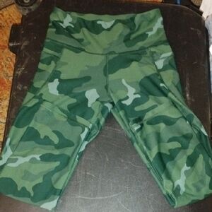 Women's Green Camouflage Leggings
